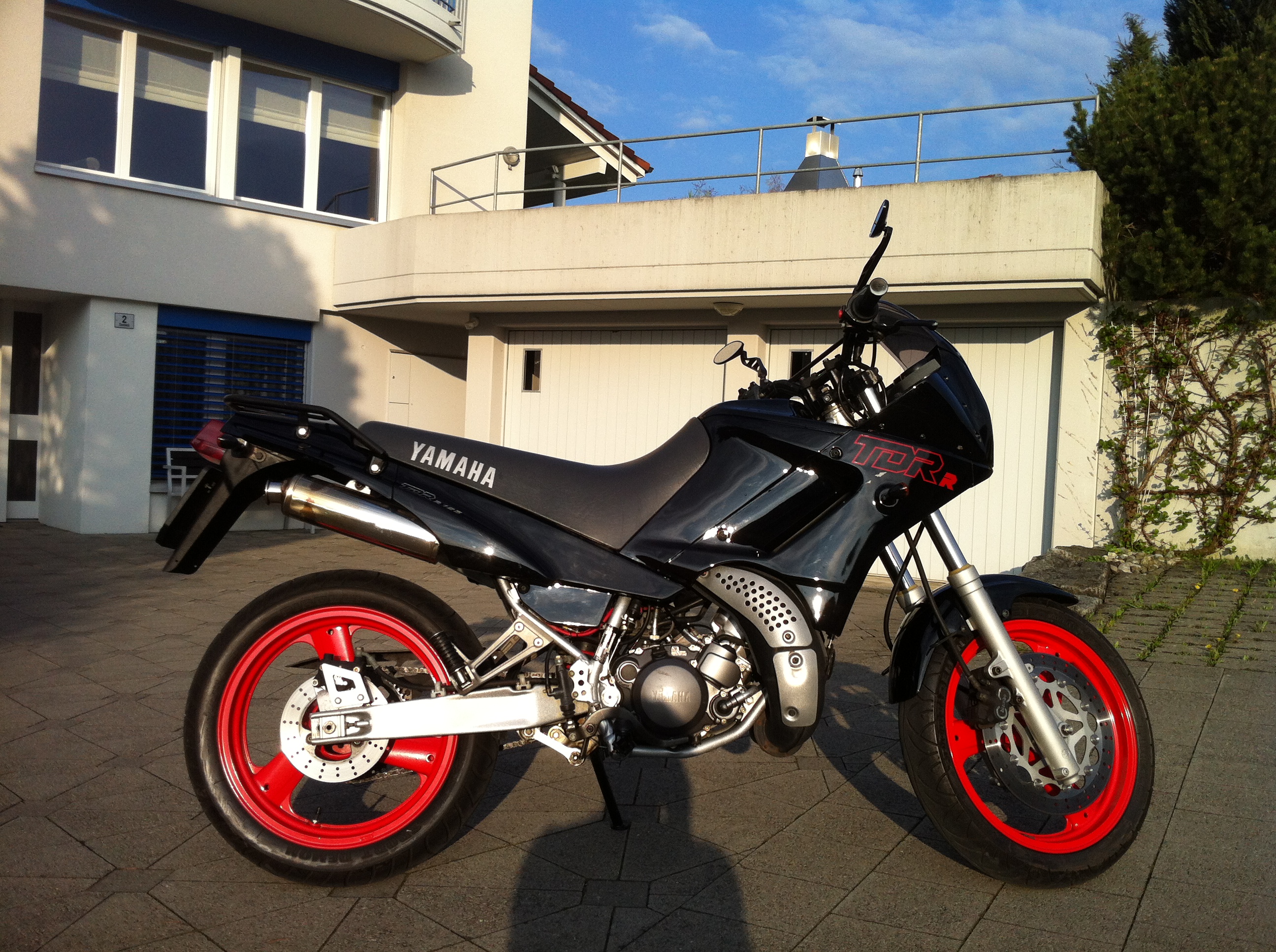 Yamaha TDR 125R Belgarda (8).JPG